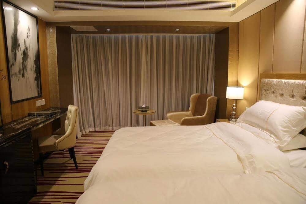 Guangzhou Guo Mao Hotel Exterior foto